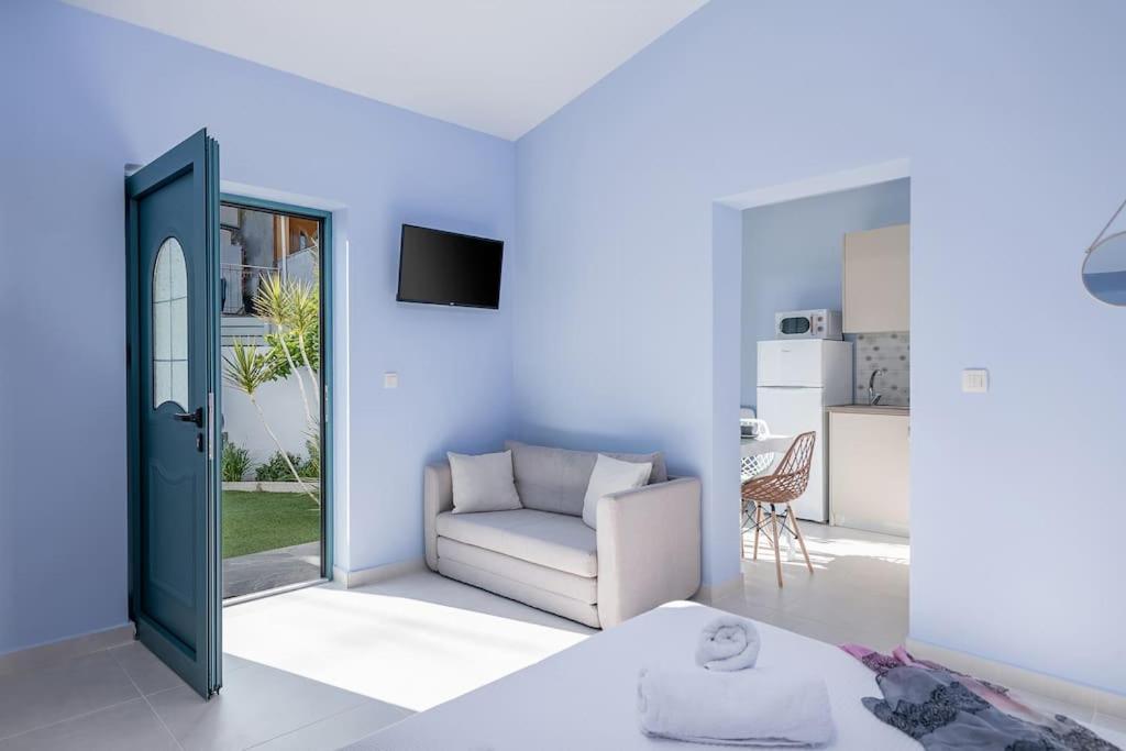 M City Apartments, Garden 1 Hriszí Aktí Haniá Kültér fotó